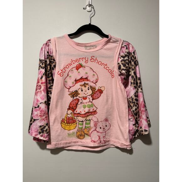 Upcycled Strawberry Shortcake Top - Picture 7 of 7
